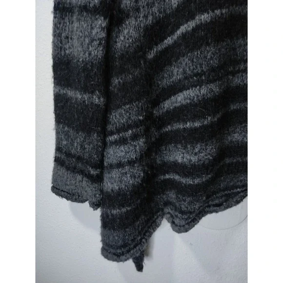 360 Sweater Gray & Black Striped Wool Blend Drape Front Open Cardigan Size S - Picture 6 of 7
